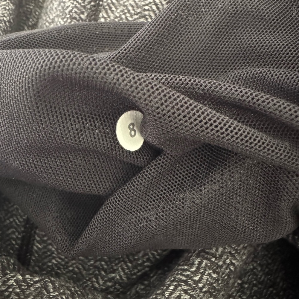 Lululemon Gray and Black Zip-Up Jacket - Picture 8 of 8